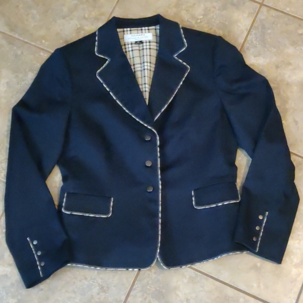 Tahari Arthur S. Levine Blazer